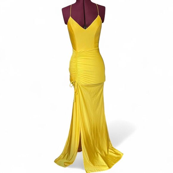 Windsor Yellow Formal Maxi Gown - Picture 6 of 8